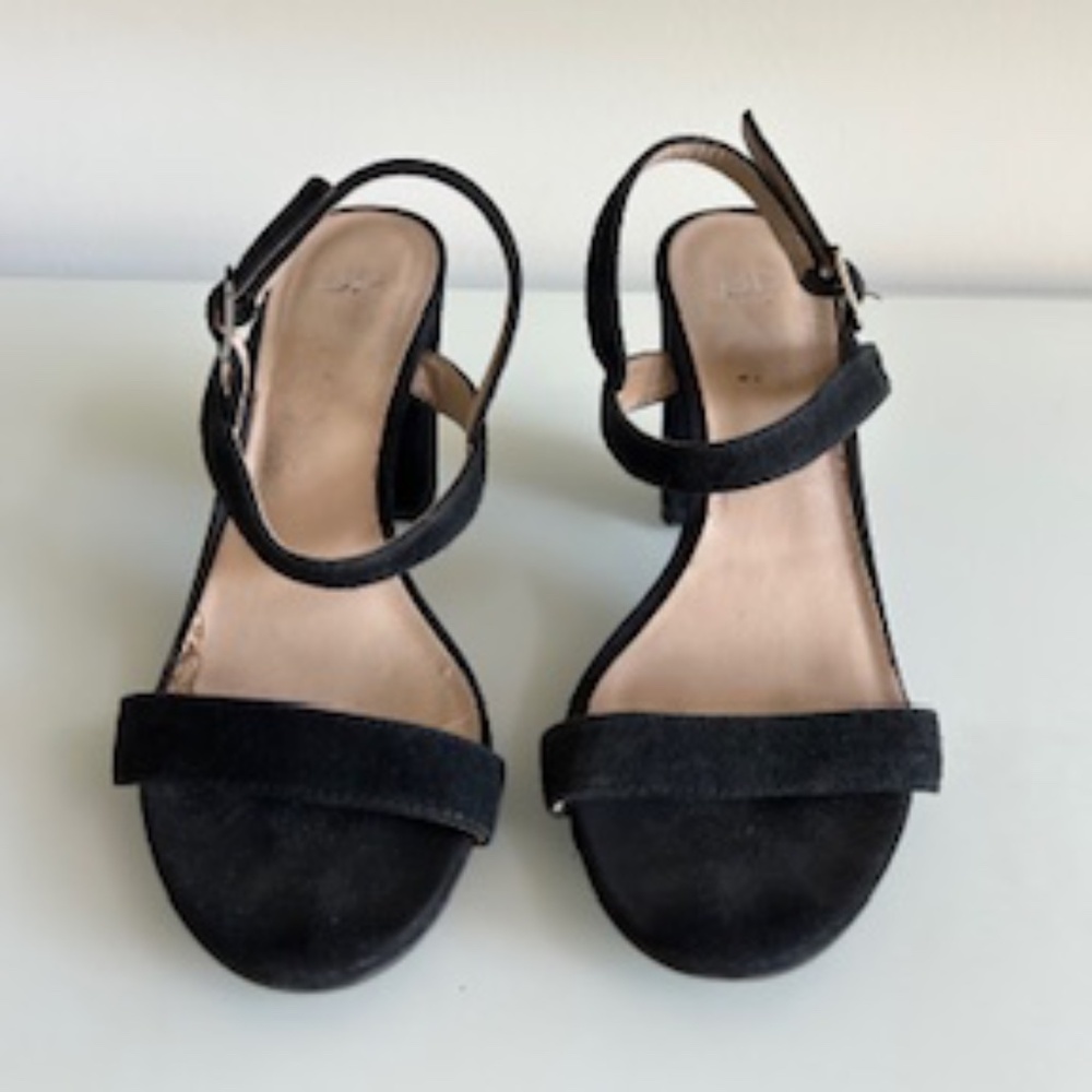 BP. Black Suede Wrap around Sandal - Size 7.5